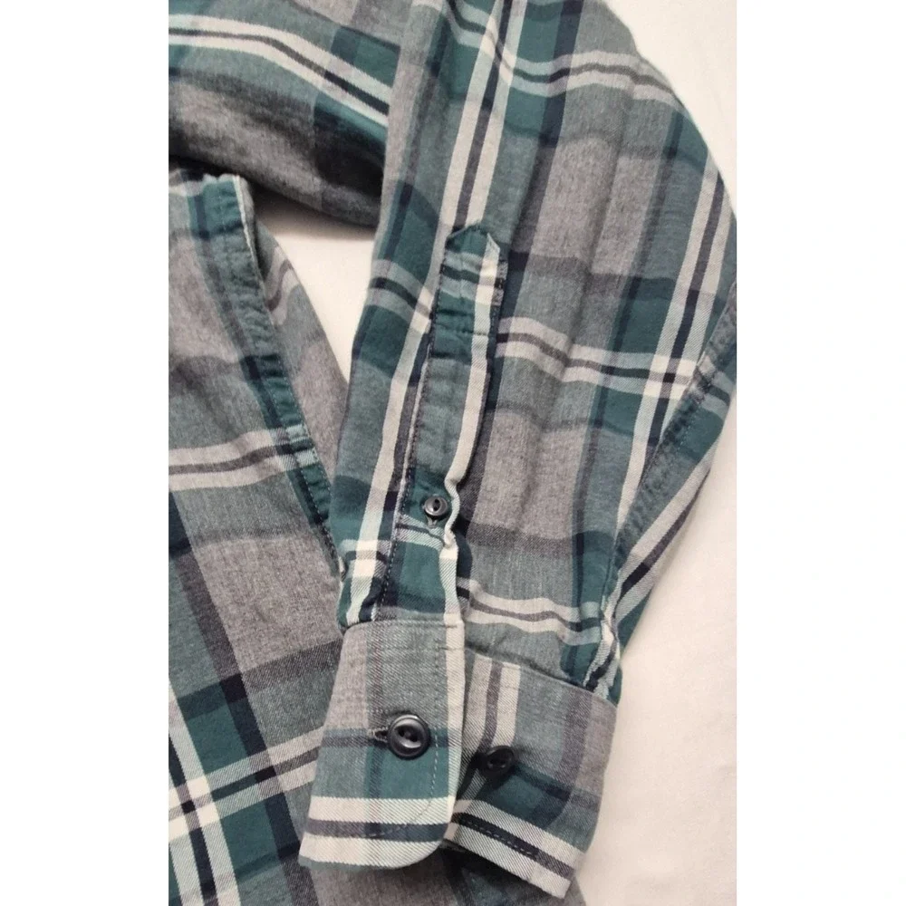 Banana Republic men's gray plaid‎ light flannel button up long sleeve shirt LG
